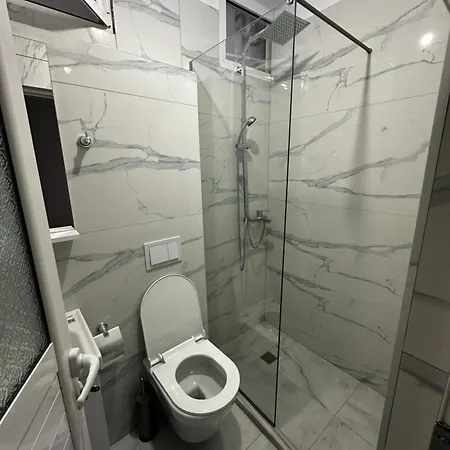 Ylli's Apartamento *