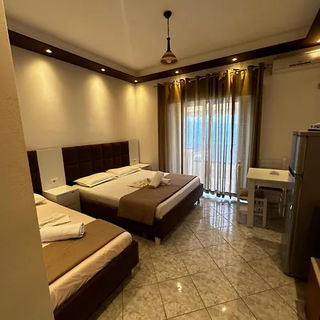 Apartamento Ylli's *