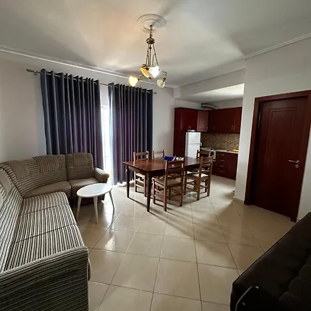 Ylli's Apartment Sarande