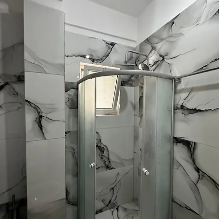 Ylli's Apartment