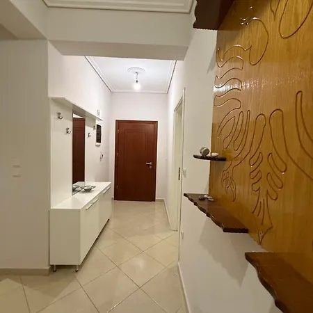 Daire Ylli's Saranda