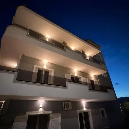 Ylli's Apartmán Sarandë